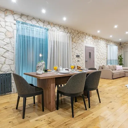 Vesta Villa