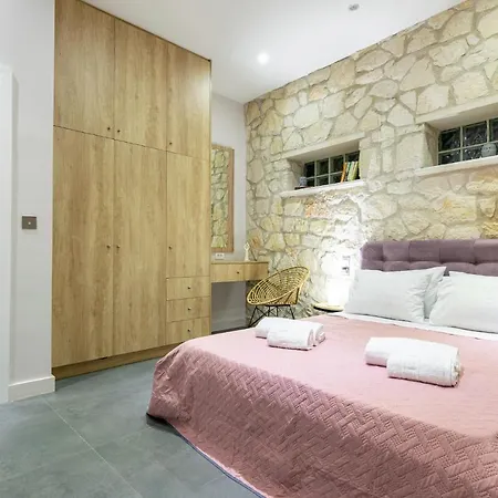 Vesta Villa *